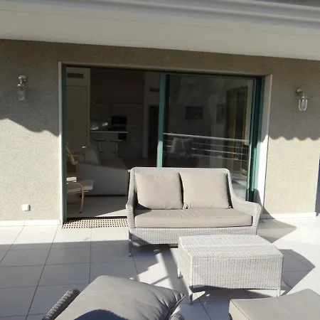 Superbe Penthouse T3 Climatisé Avec Garage à - Fr-1-100-226 *